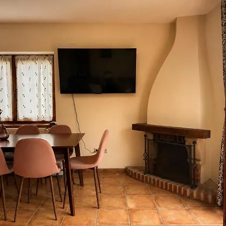 La Casa De Espinareu Holiday home *