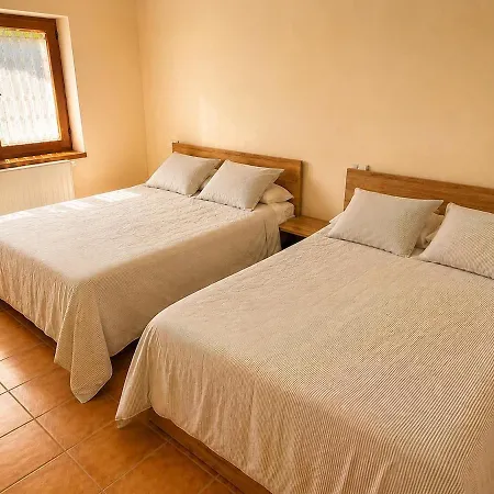 La Casa De Espinareu Holiday home ESPINAREDO